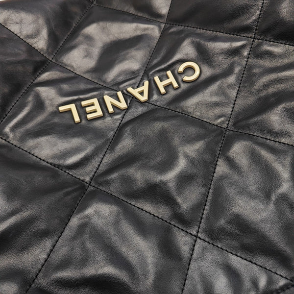 CHANEL 22 Small Quilted Calfskin Black