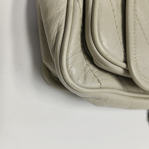 NIKI Small Chevron Calfskin Gray