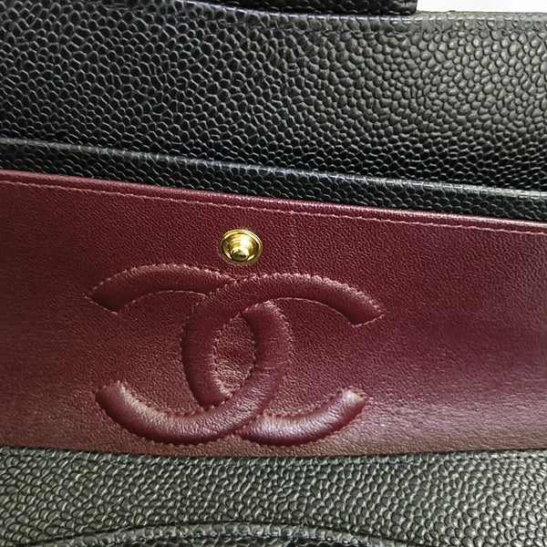 CLASSIC FLAP Medium Quilted Grained Calfskin Black