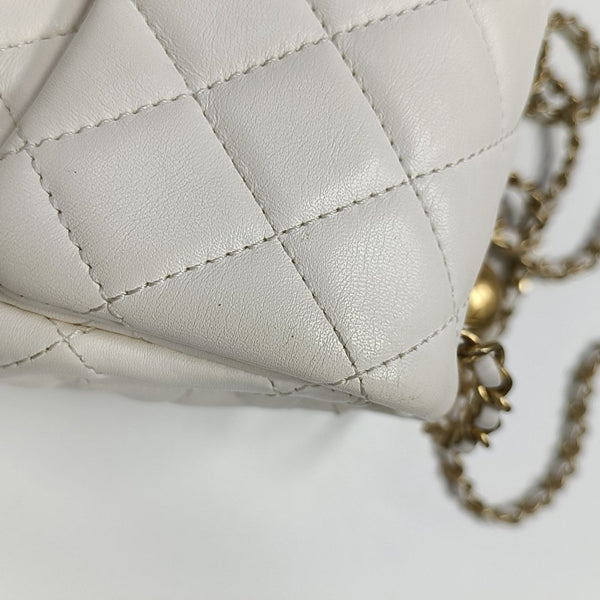 CLASSIC FLAP Mini Quilted Lambskin White
