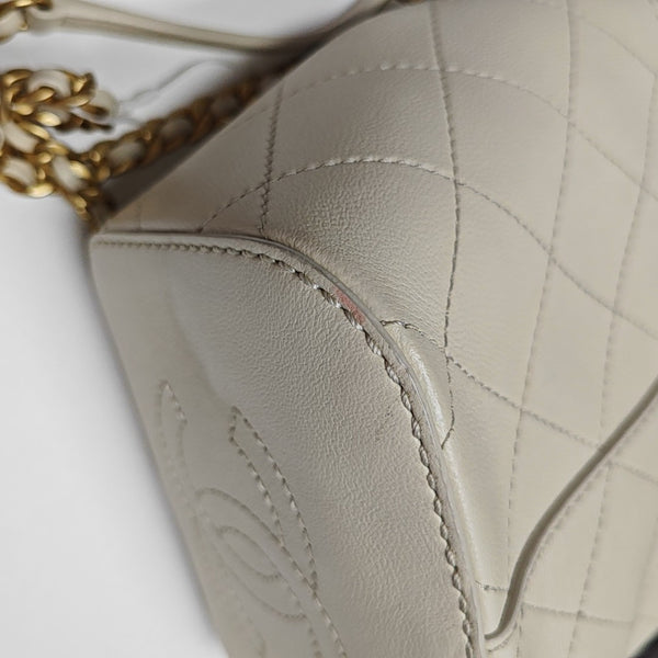 DRAWSTRING Quilted Grained Lambskin Beige