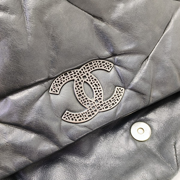 Calfskin Shoulder Bag Black
