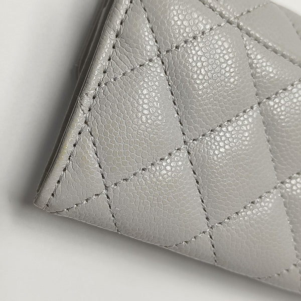 CLASSIC FLAP Quilted Grained Calfskin Gray Card Holder