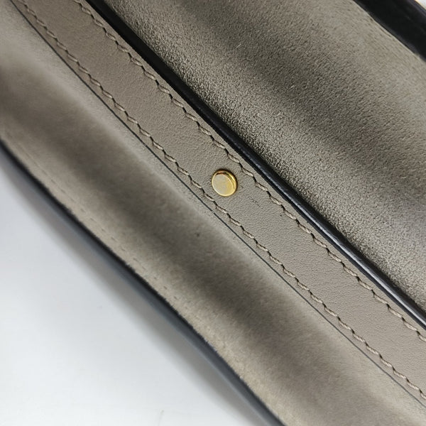 Nile Medium Calfskin Gray