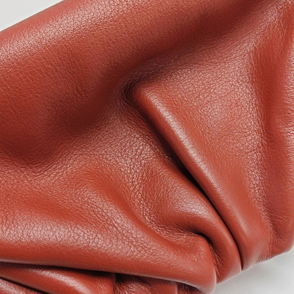 The Pouch Mini Calfskin Red