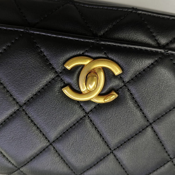 Quilted Calfskin Shoulder Bag Black