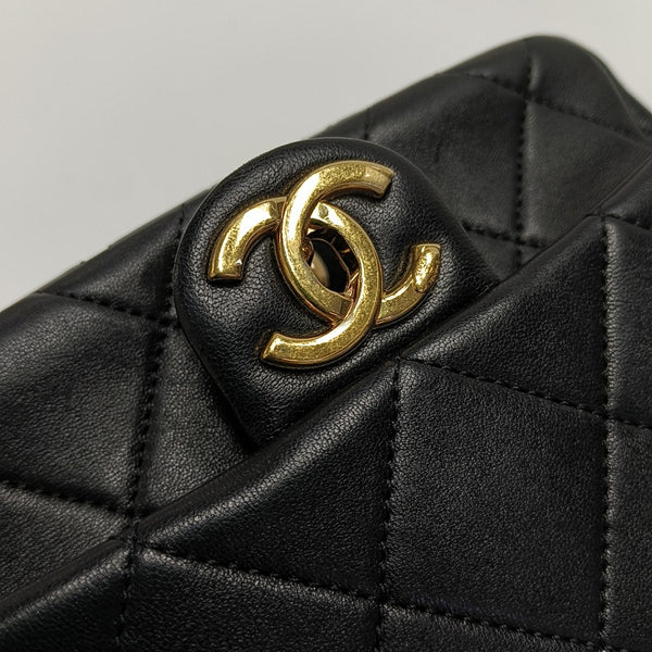 CLASSIC FLAP Mini Quilted Lambskin Black