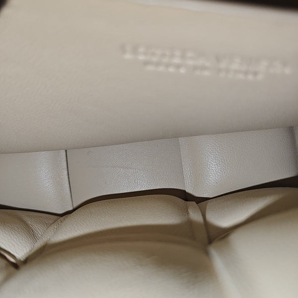 Cassette Small Lambskin Beige