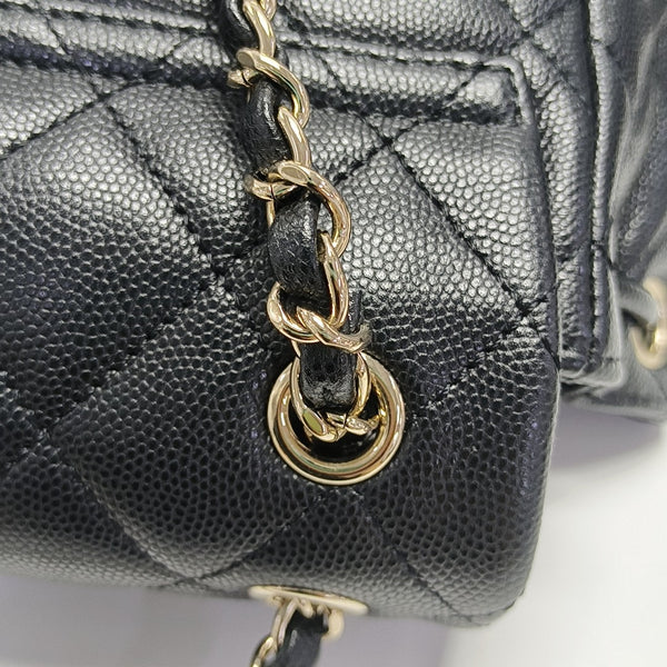 URBAN SPIRIT Quilted Grained Calfskin Black