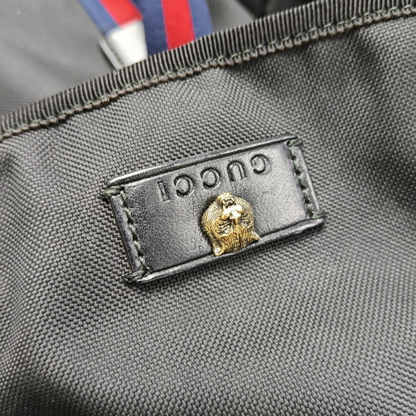 Techpack Canvas Black
