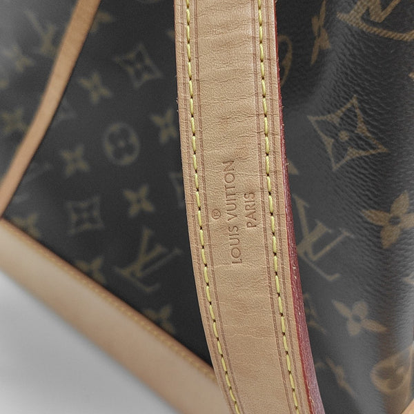 NOÉ MM Monogram Coated Canvas Brown