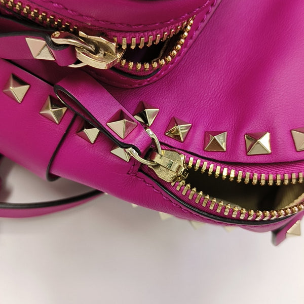 Rockstud Calfskin Red