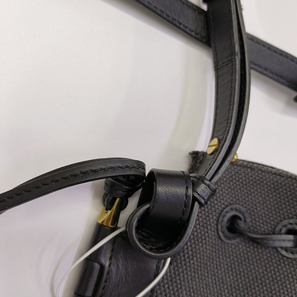 Horseshoe Small Canvas Black