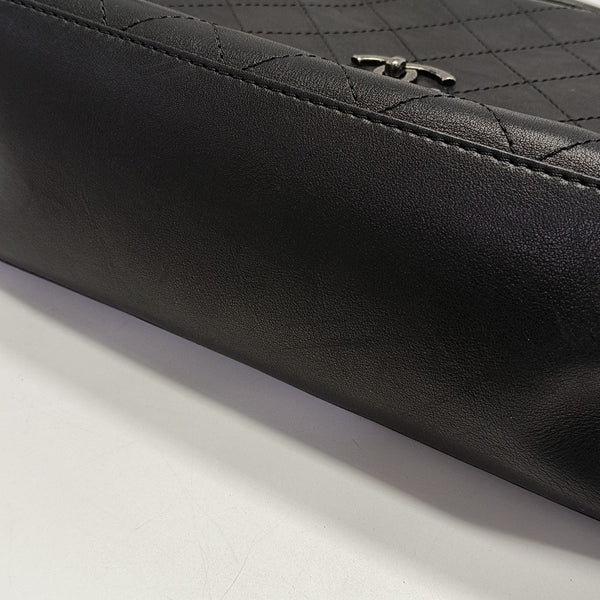 LUXURY TOP Quilted Calfskin Black