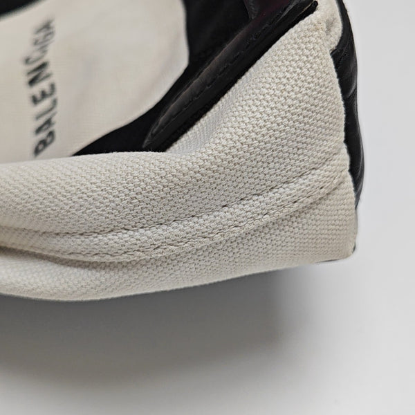 Navy Mini Canvas White