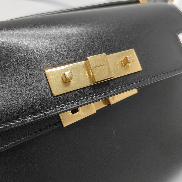 MANHATTAN Mini Calfskin Black