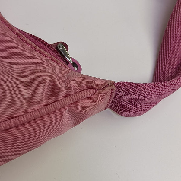 Re-Edition2000 Nylon Pink