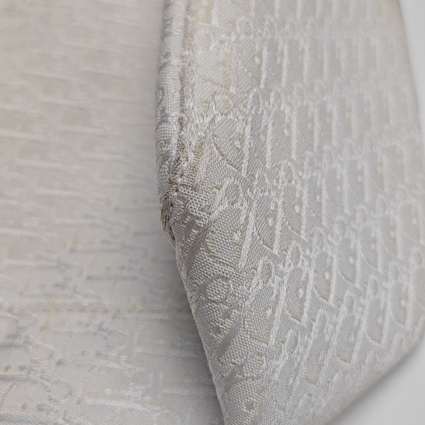Oblique Canvas White