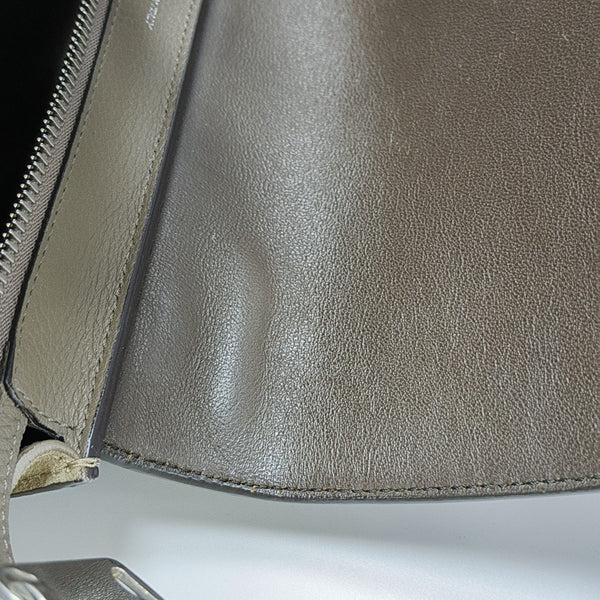 TRAPEZE Small Calfskin Gray