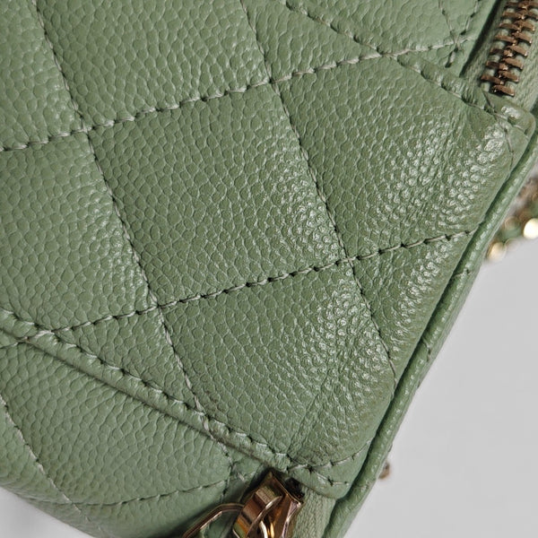 VANITY CASE Mini Quilted Grained Calfskin Green
