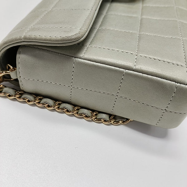 CHOCOLATE BAR Quilted Lambskin Gray