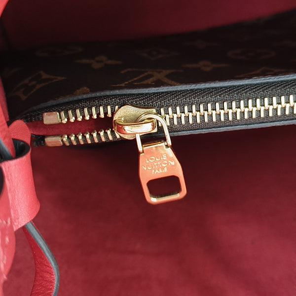 NÉONOÉ MM Monogram Coated Canvas Brown