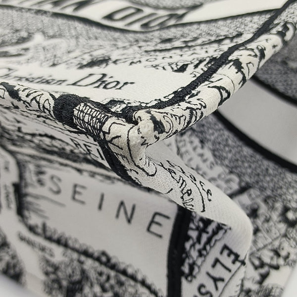 Book Tote Medium Canvas White
