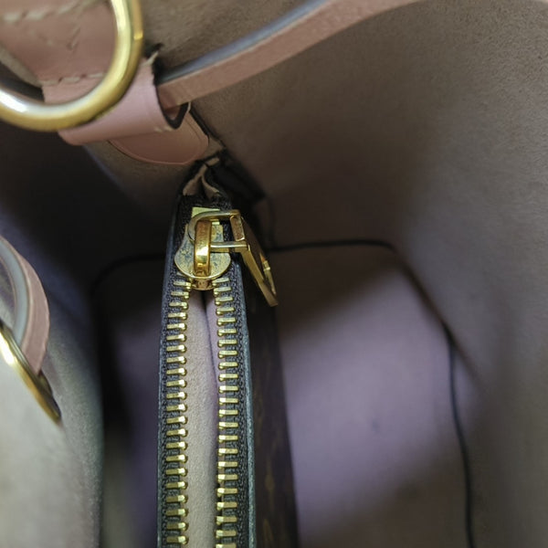 NÉONOÉ MM Monogram Coated Canvas Brown