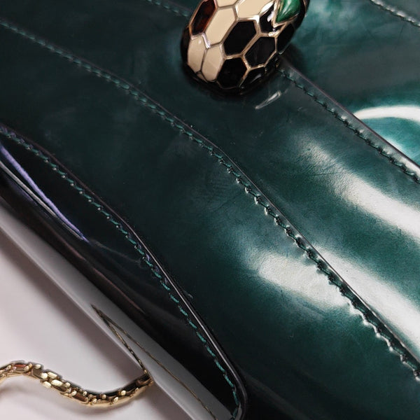 SERPENTI FOREVER Quilted Patent Leather Green