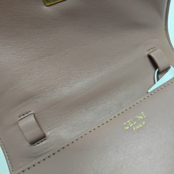 CLASSIC BOX Small Calfskin Beige