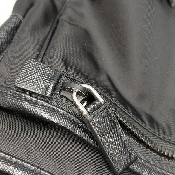 Vela Messenger Bag Fabric Black