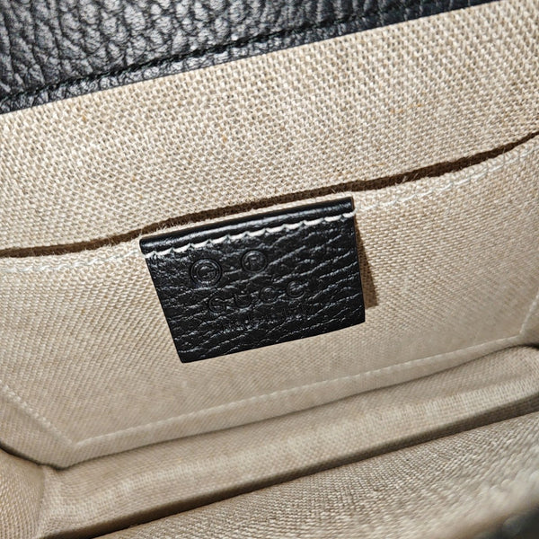 Interlocking G Small Calfskin Black