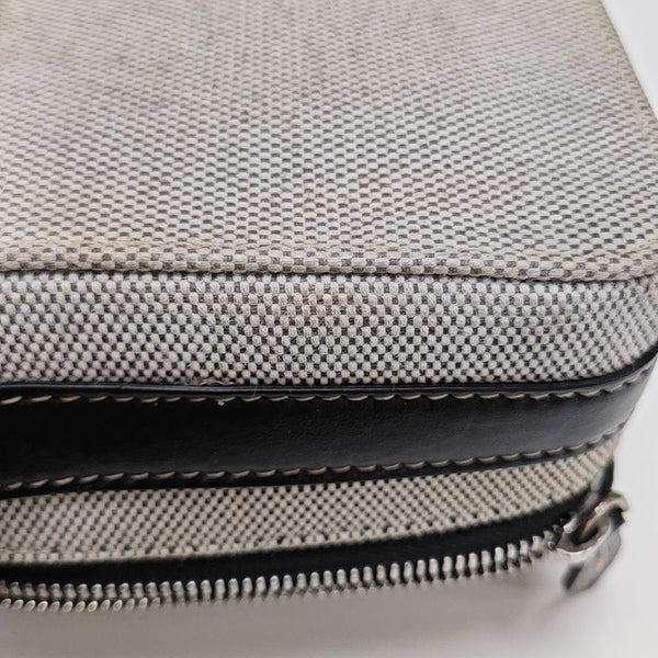 Horseferry Fabric Gray