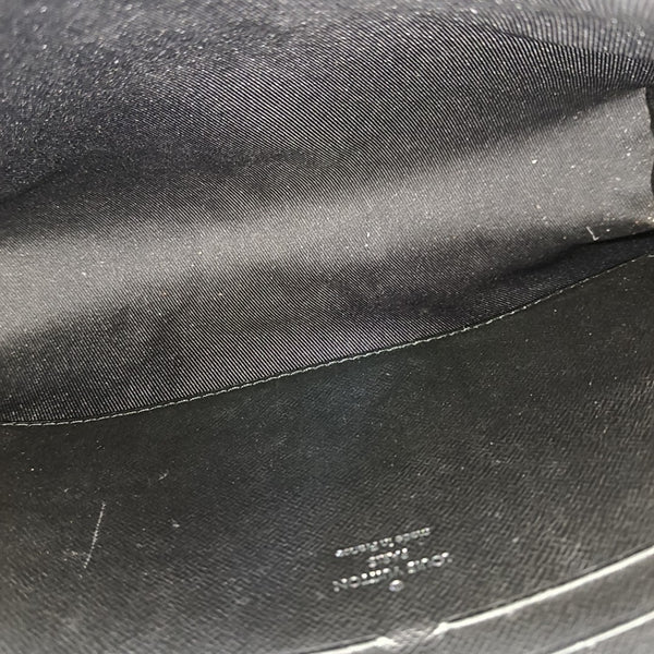 Pochette Voyag MM Calfskin Black