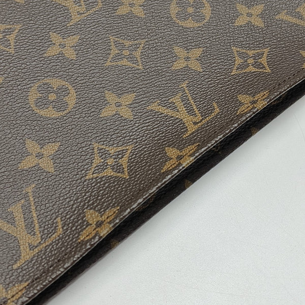 TOILET POCKET 26 Monogram Coated Canvas Brown
