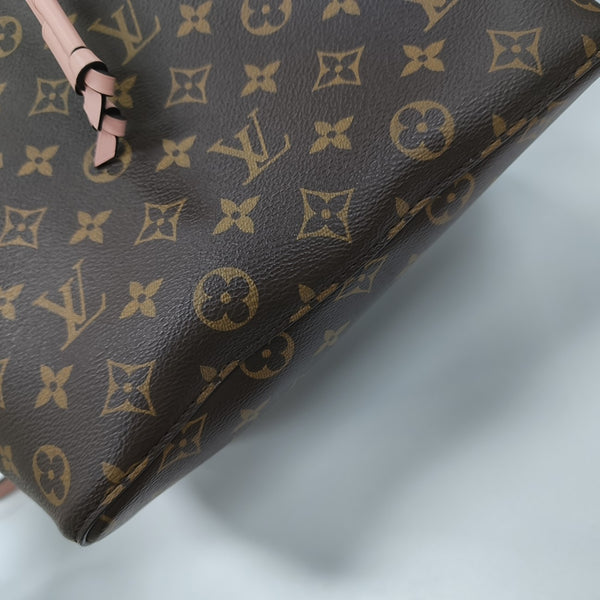 NÉONOÉ MM Monogram Coated Canvas Brown