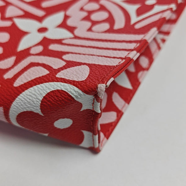 TOILET POCKET 26 Coated Canvas Red