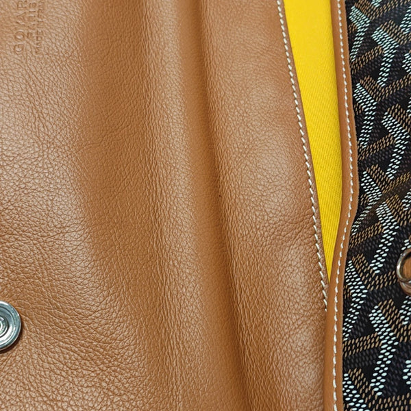 Saint Léger Coated Canvas Brown