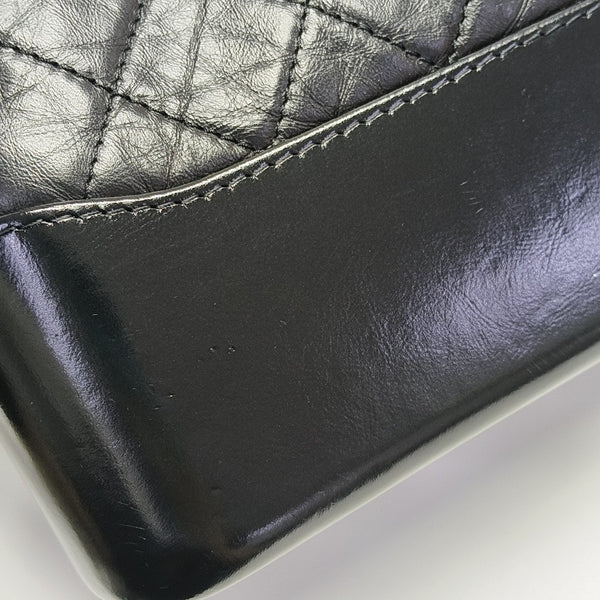 GABRIELLE Medium Quilted Calfskin Black