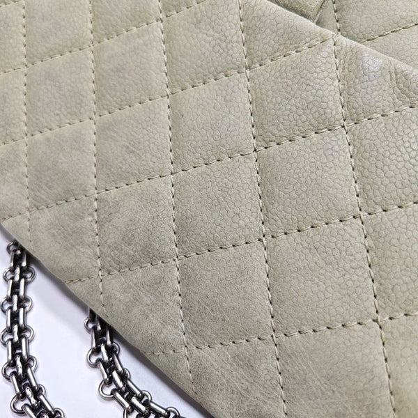 Authenticated pre-owned 2.55 Quilted Calfskin Green - Shoulder Bag at Looply