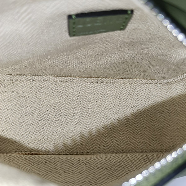 Authenticated pre-owned Puzzle Calfskin Green - Shoulder Bag at Looply