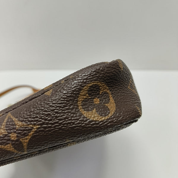 ACCESSOIRES Monogram Coated Canvas Brown