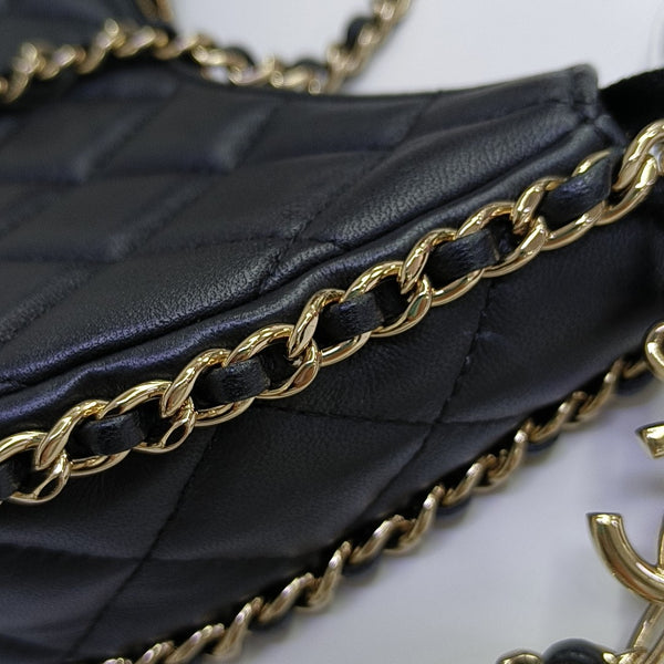 Quilted Lambskin Shoulder Bag Black
