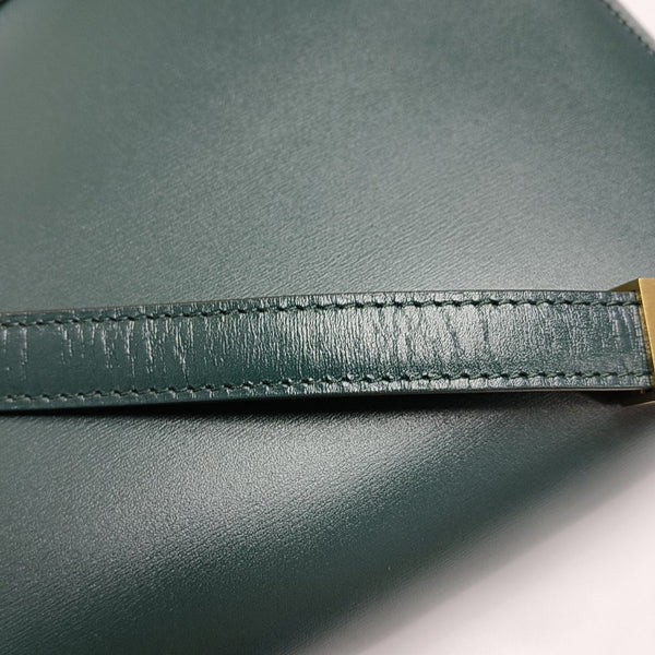 CLASSIC BOX Medium Calfskin Green