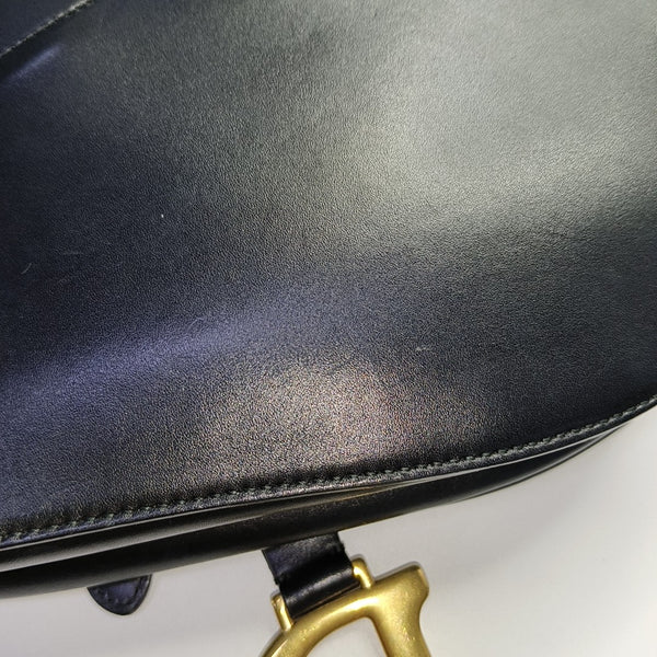 Saddle Small Calfskin Black