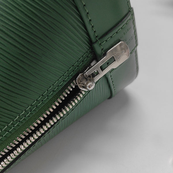 Authenticated pre-owned ALMA PM Epi Green - Top Handle Bag at Looply