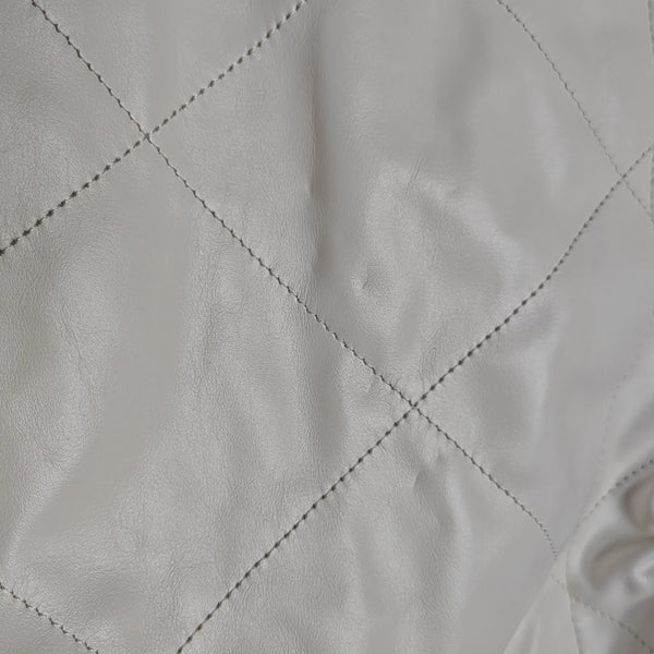 CHANEL 22 Medium Quilted Calfskin White