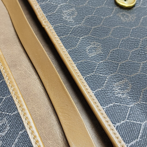 Coated Canvas Black