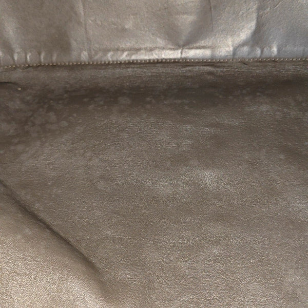 Authenticated pre-owned Peekaboo Essential Calfskin White - Tote Bag at Looply