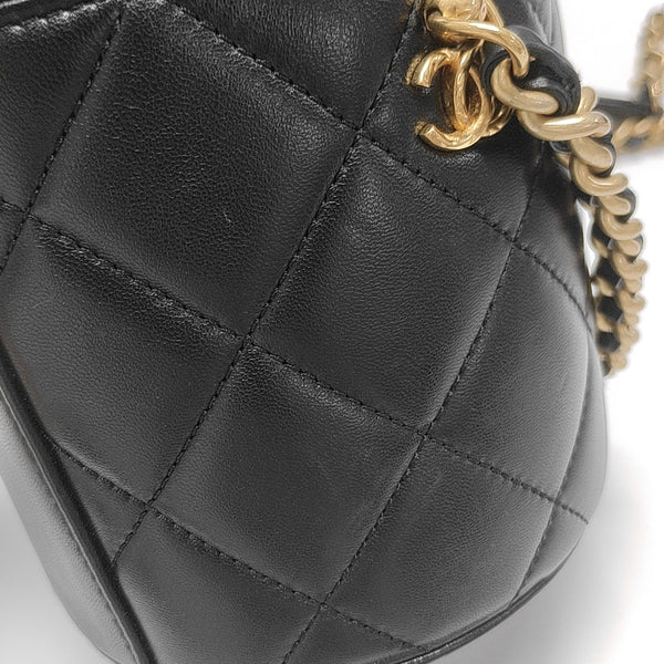 Quilted Lambskin Shoulder Bag Black